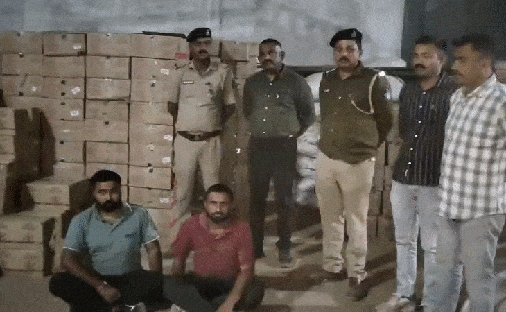 મુન્દ્રામાં ₹2.11 કરોડનો વિદેશી દારૂ જપ્ત