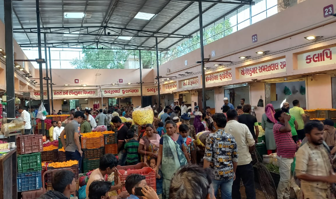 દિવાળી આવતા જ ફૂલોના ભાવમાં 40 ટકાનો ઉછાળો,ગલગોટાનો ભાવ 80 રૂપિયા