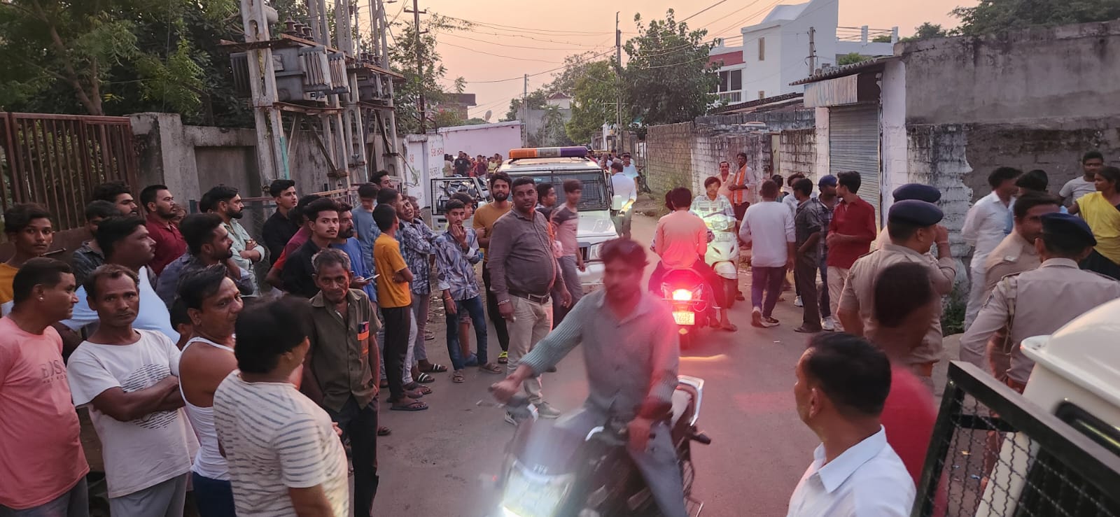 ડીસામાં આંગડિયા પેઢીની લાખો રૂપિયાની લૂંટ કરનાર લૂંટારુ ઝડપાયો