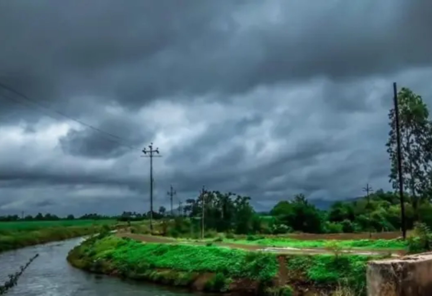 રાજ્યમાં બે વરસાદી સિસ્ટમ સક્રિય, દ.ગુ સહિત સૌરાષ્ટ્રના અનેક જિલ્લામાં ભારે વરસાદની આગાહી