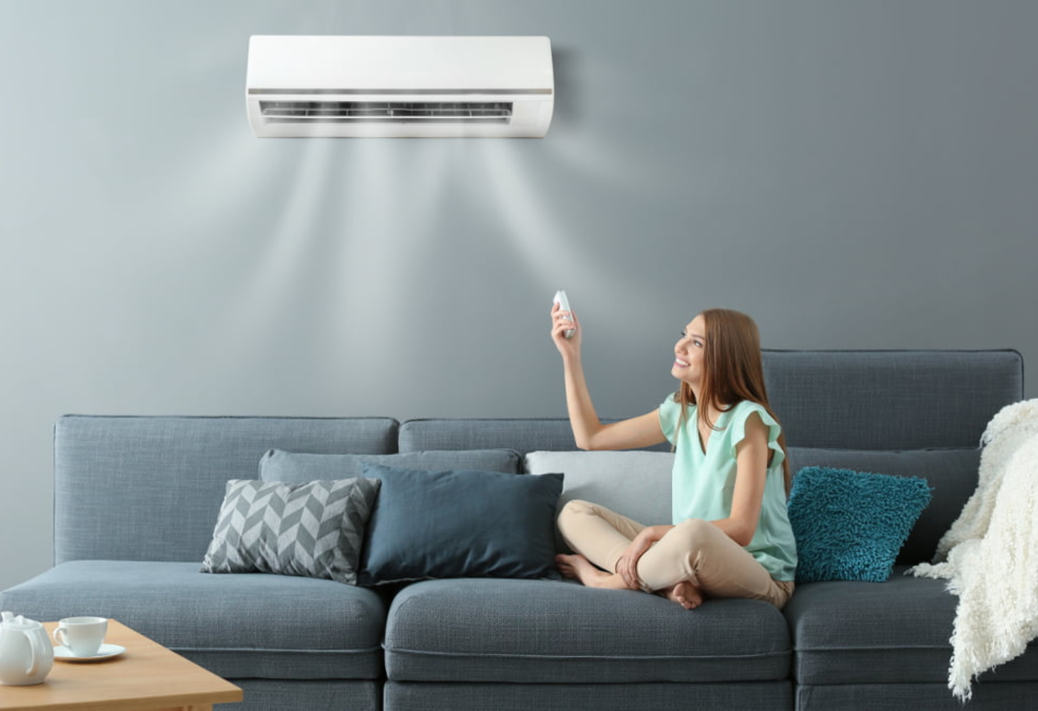 AC Tips: સ્વીચ કે રિમોટ?  AC બંધ કરતી વખતે 1 ભૂલ પડી શકે છે ભારી