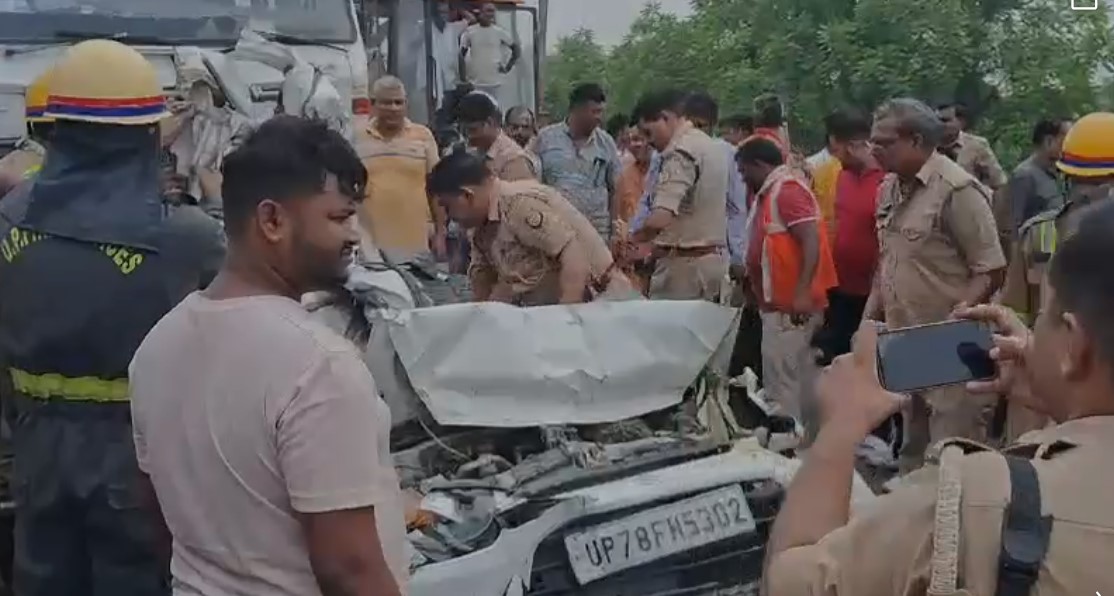 કાનપુરમાં મોટો માર્ગ અકસ્માત