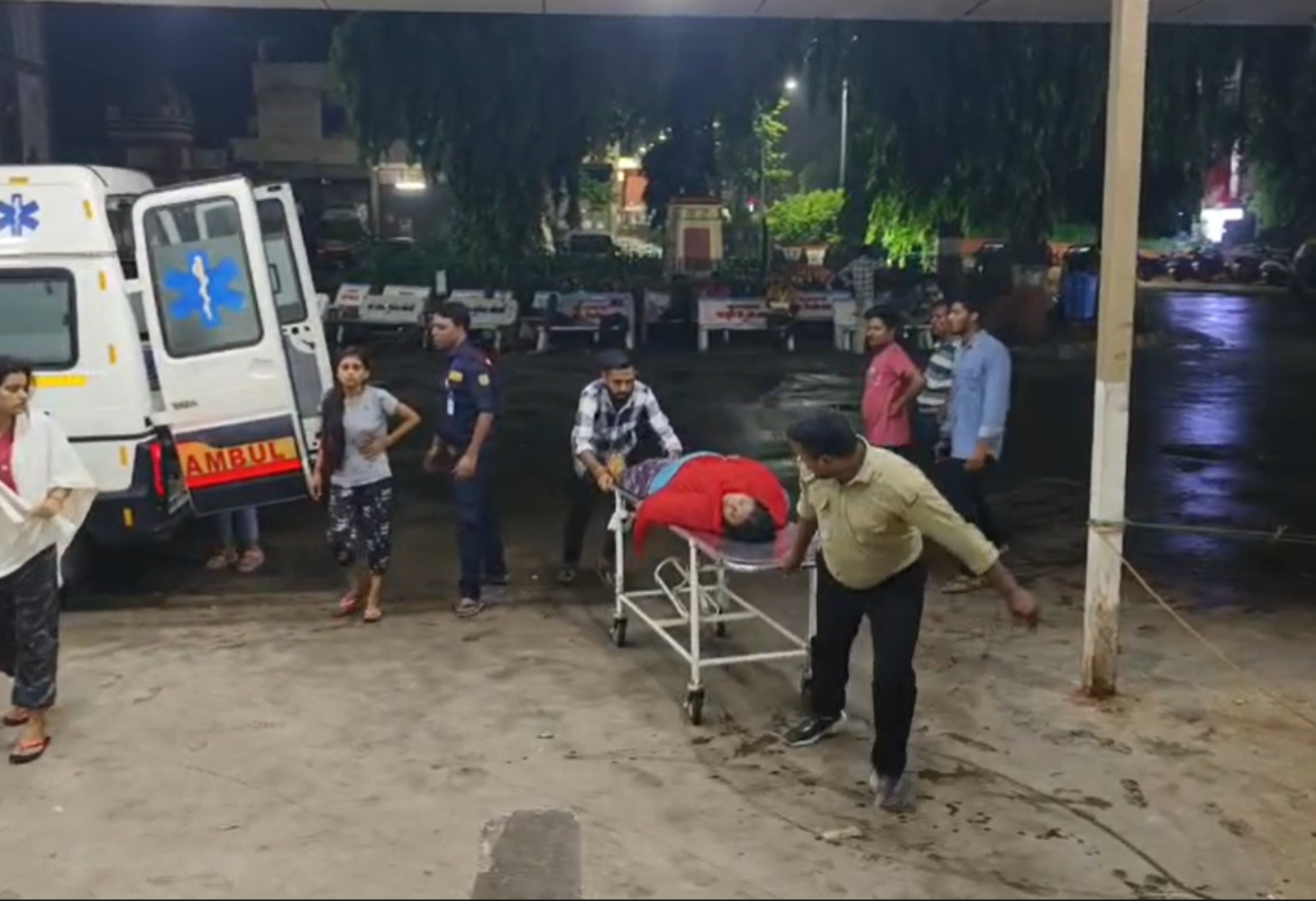 VADODARA: ફૂડ પોઇઝનિંગ..કોન્ટ્રાક્ટર શીલ્પા હોસ્પિટાલીટી લાઈસન્સ વગર ધંધો કરતો હોવાનો ઘટસ્ફોટ