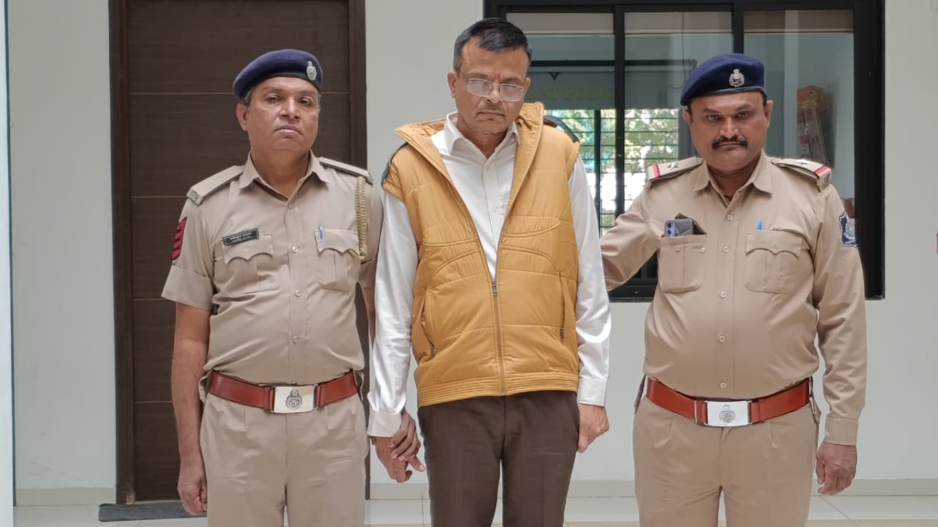 અમદાવાદ: મહેસાણાના નકલી PSI એ પોલીસને દોડાવી