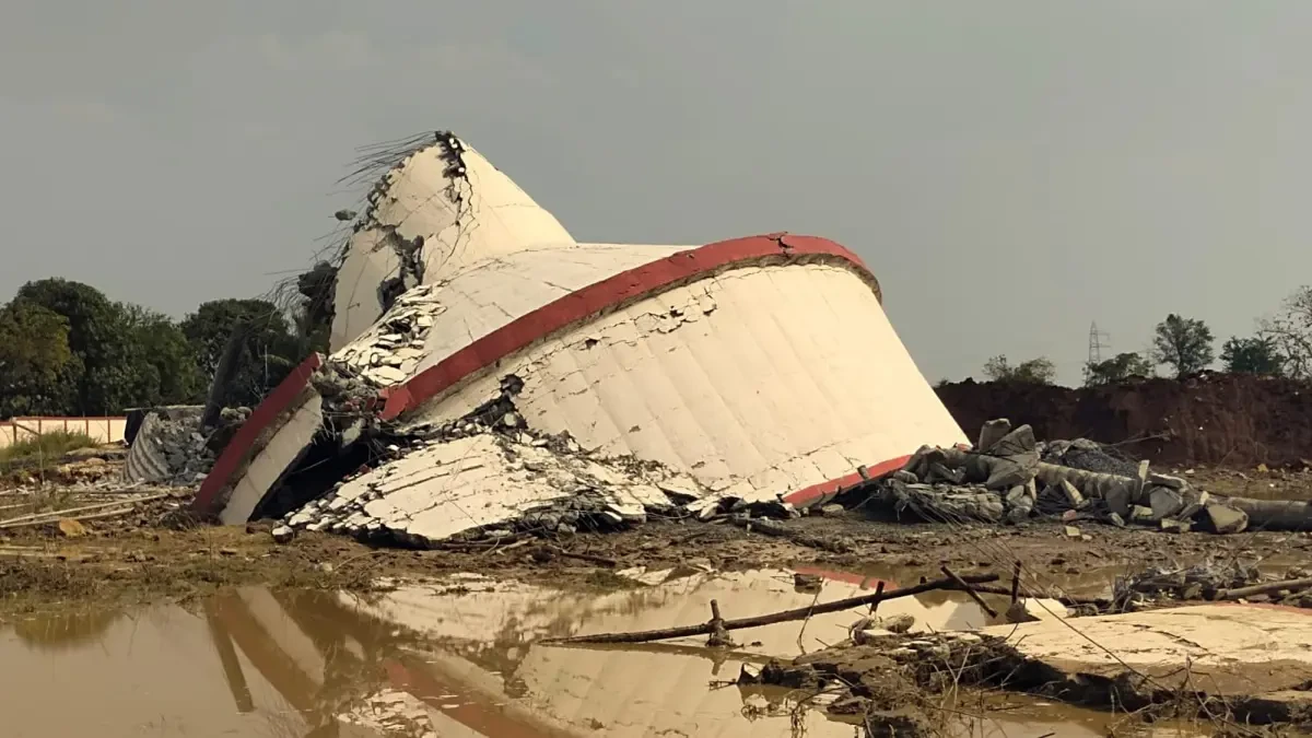 Surat Water Tank Collapses મામલે કાર્યવાહી