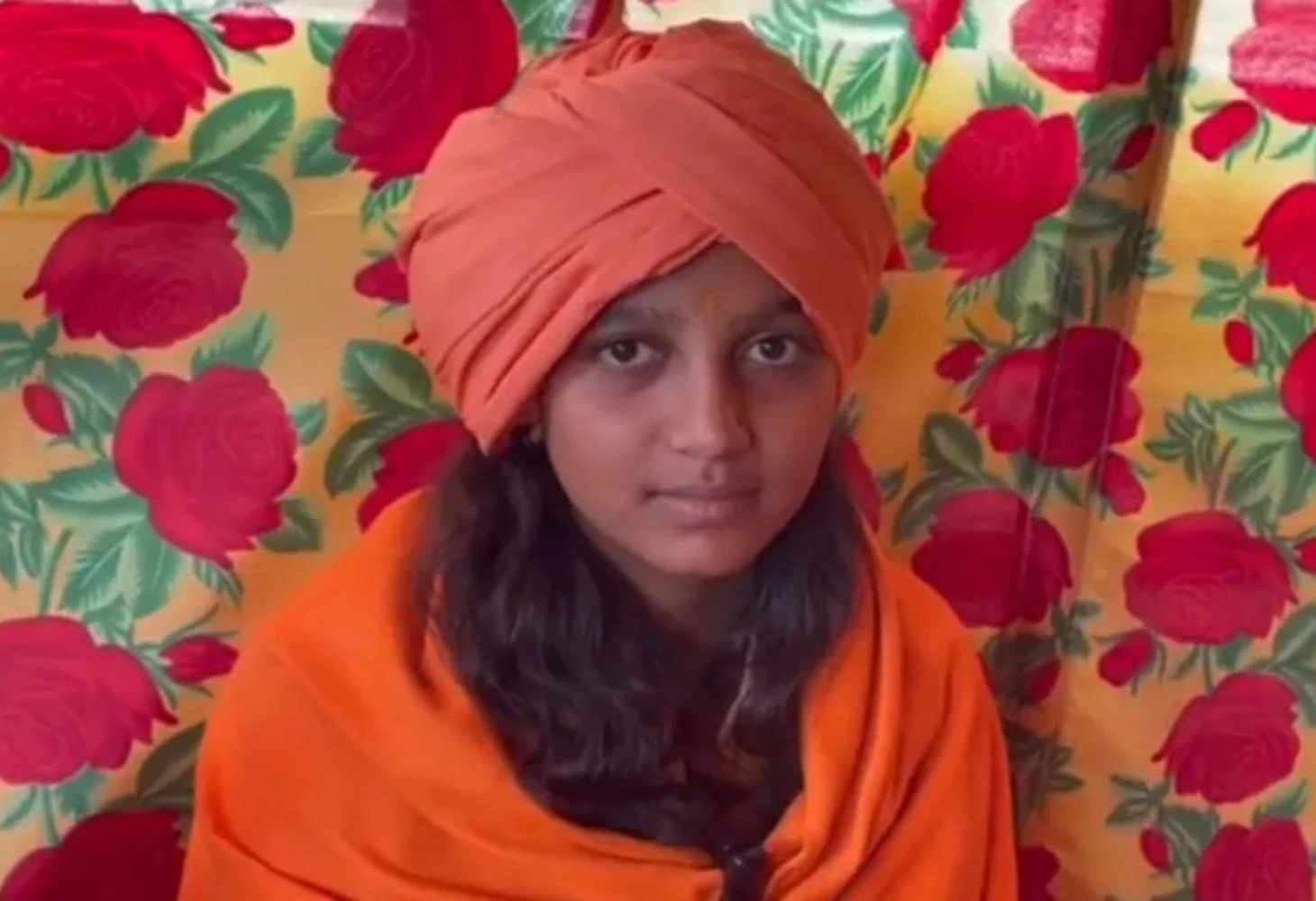 મહાકુંભમા સગીરાને સાધ્વી બનાવનારા ગુરુને જૂના અખાડાએ 7 વર્ષ માટે હાંકી કાઢ્યા