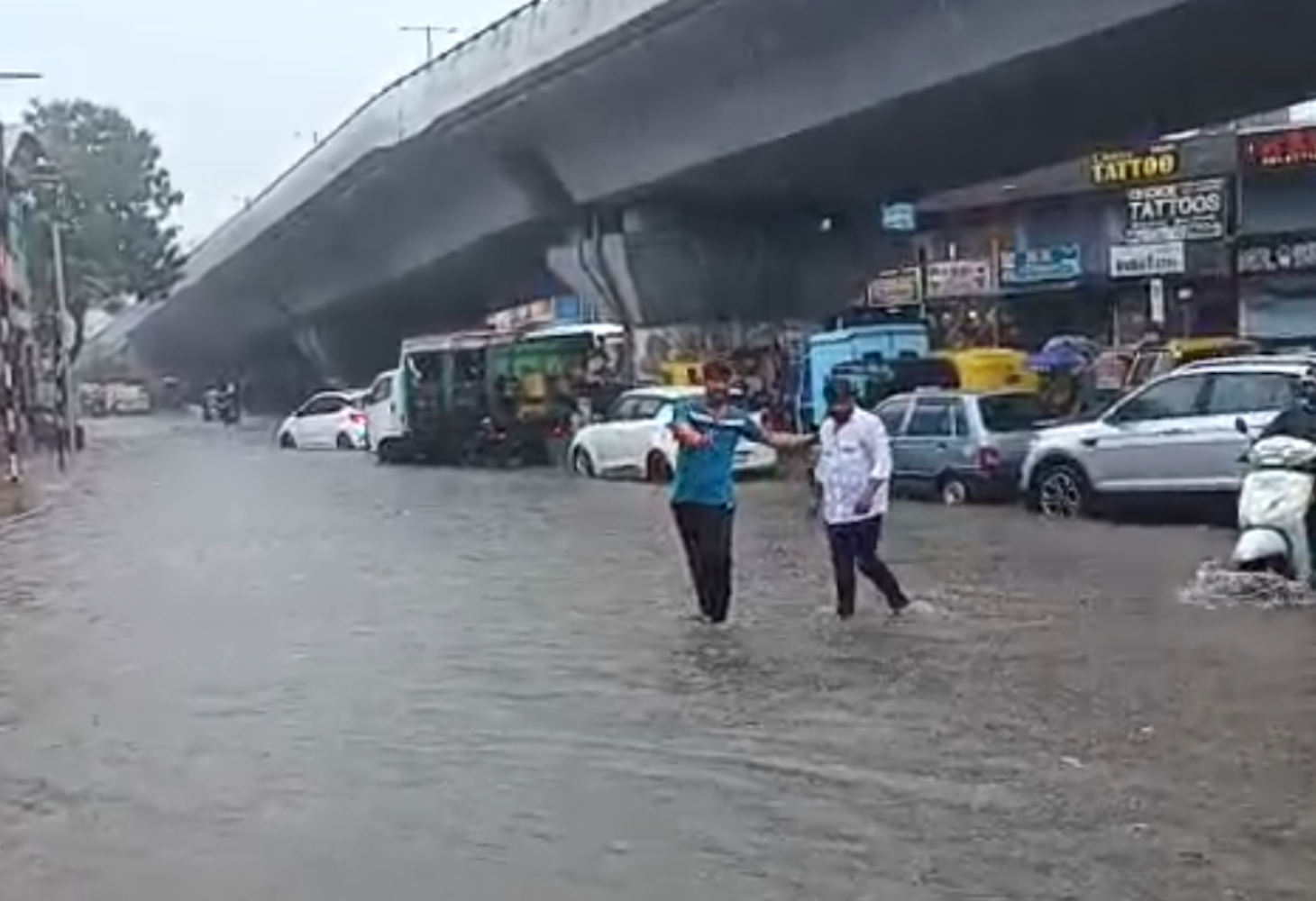 અમદાવાદમાં અઢી ઈંચ વરસાદ: AMCના દાવા પોકળ