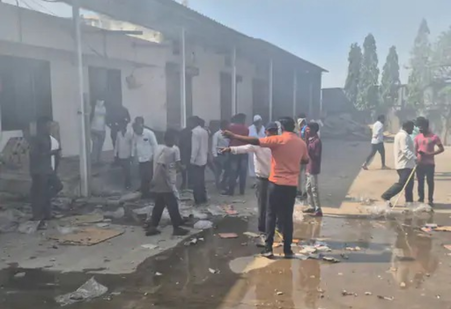 DEESA BLAST : 18ના મોત, વગર પરવાનગીએ ધમધમતી હતી ફેક્ટરી
