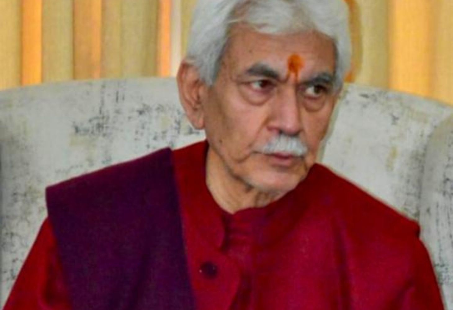 J&K L-G Reviews Security After Delhi Blast