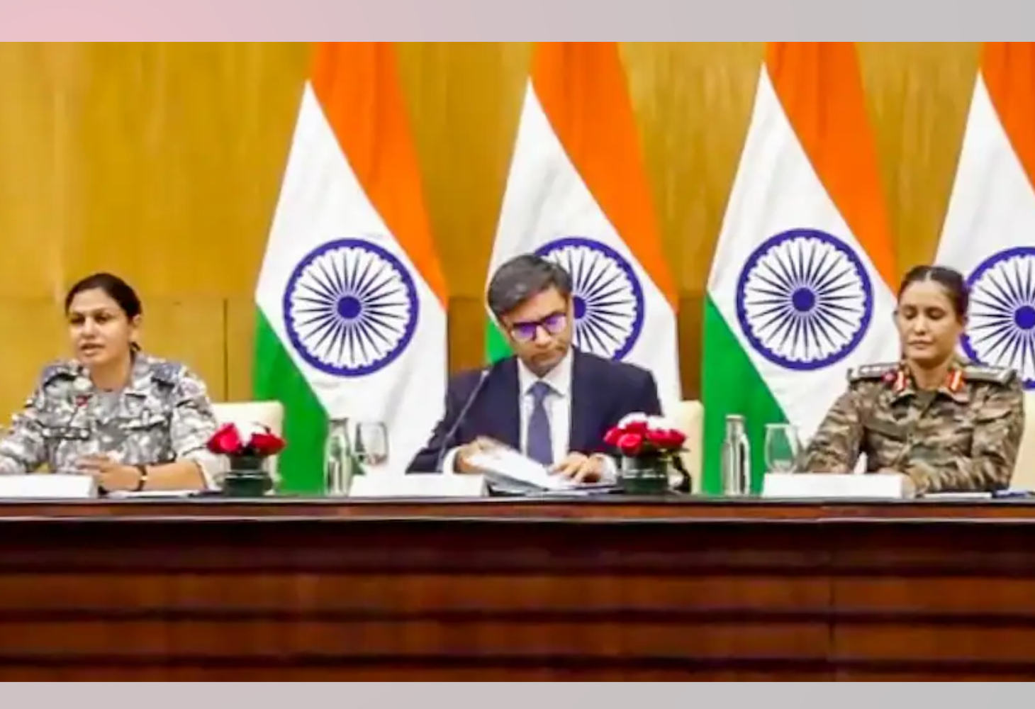 India Pakistan War : પાકિસ્તાનનું કપટ જગજાહેર, નાગરિક વિમાનોને ઢાલ બનાવી સૈન્ય પર હુમલો...