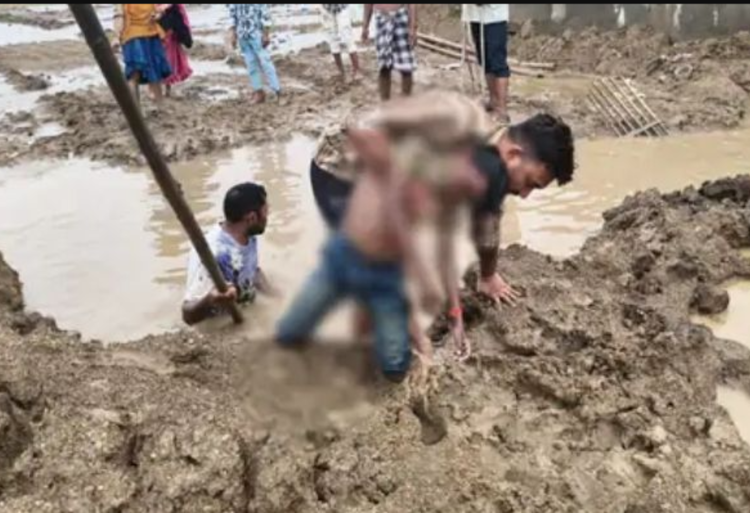 Bhavnagar : 'વિકાસ'ના નામે ખુલ્લા મોતનાં ખાડાઓ, બે નિર્દોષ બાળકોનો ભોગ!