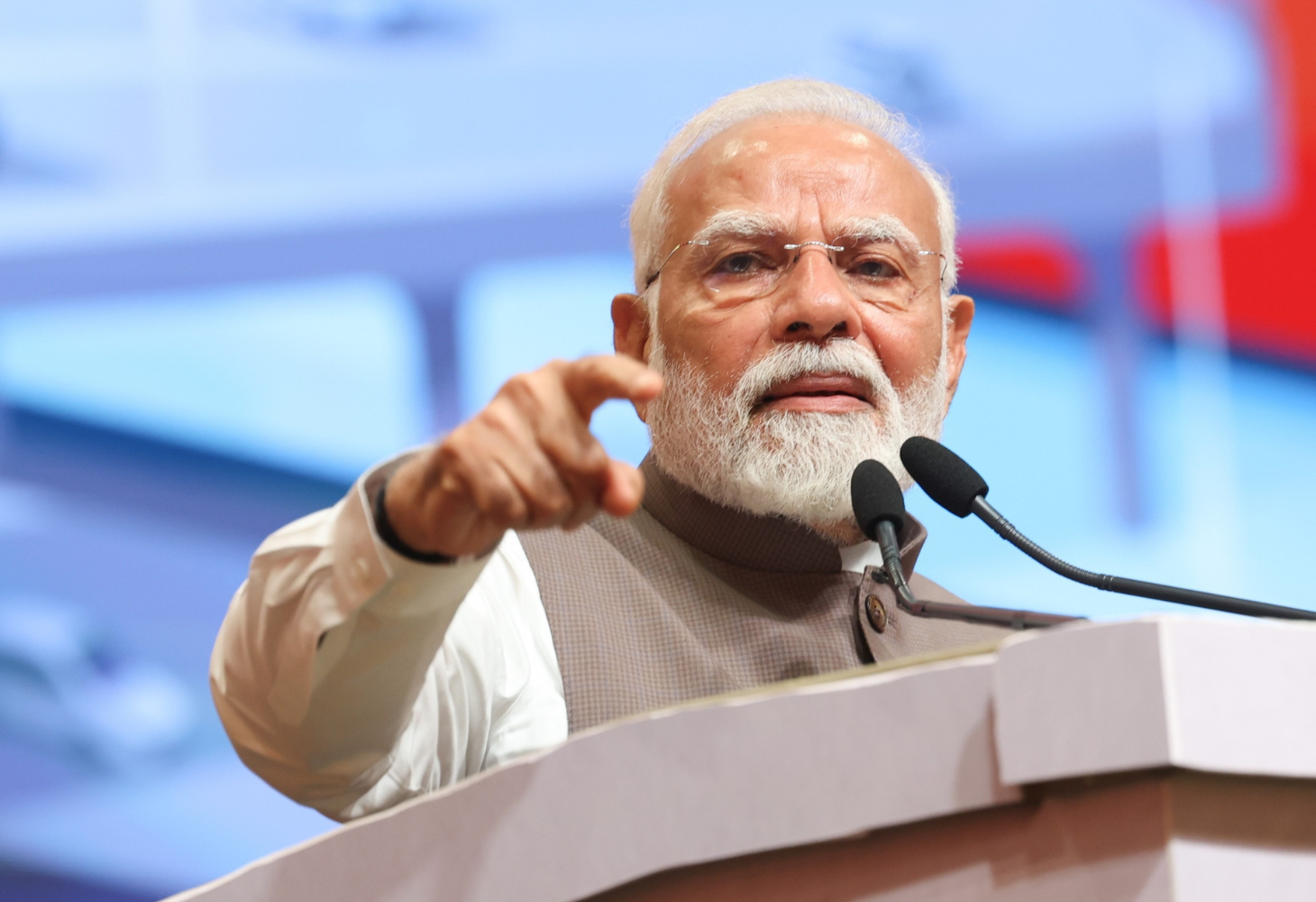 આ વખતે તો બધુ કેમેરા સામે જ કર્યું..: PM MODI