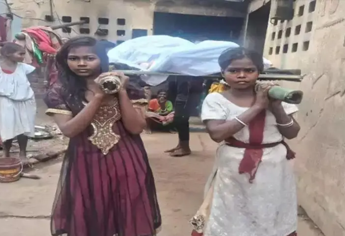 એક અનોખું ગામ: જ્યાં એક જ પુરુષ હતો 