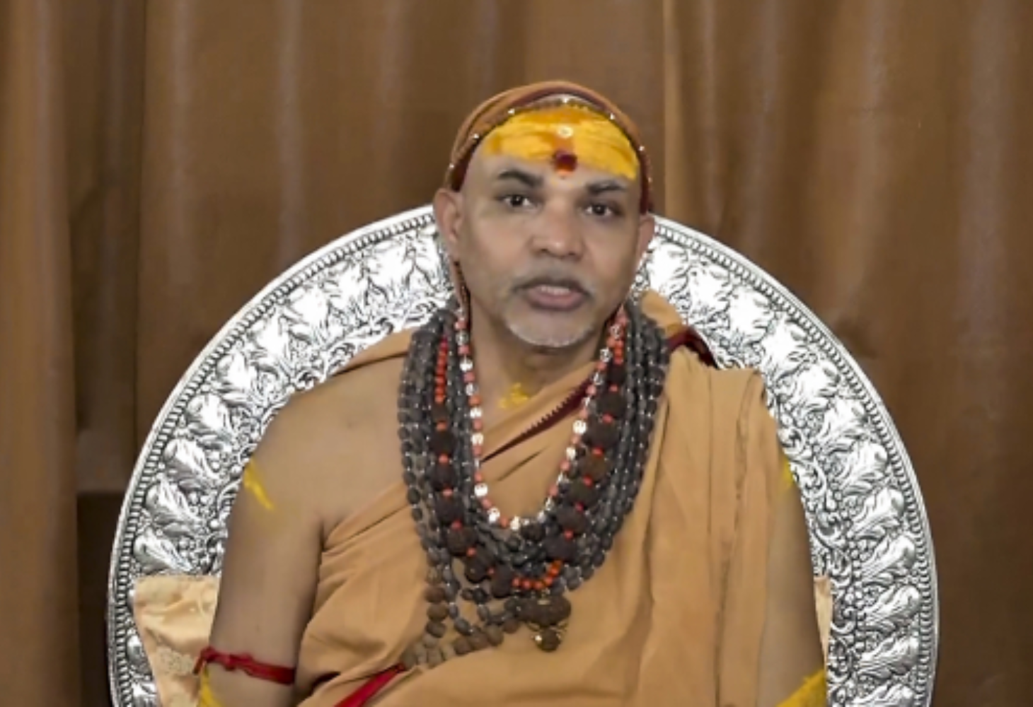 શંકરાચાર્ય સ્વામી અવિમુક્તેશ્વરાનંદે રાહુલ ગાંધીને હિન્દુ ધર્મમાંથી હાંકી કાઢ્યા