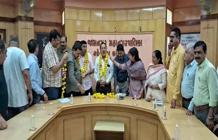 જામનગરની નગર પ્રાથમિક શિક્ષણ સમિતિના ચેરમેન-વાઈસ ચેરમેનની સર્વાનુમતે નિમણુંક