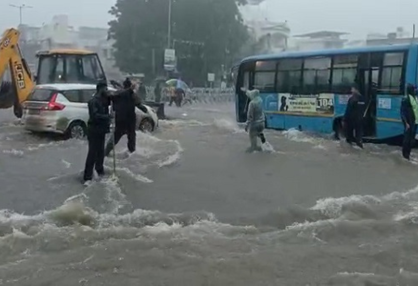 Gujarat Rain: સાબરકાંઠાના વડાલીમાં 24 કલાકમાં 12 ઇંચ વરસાદ