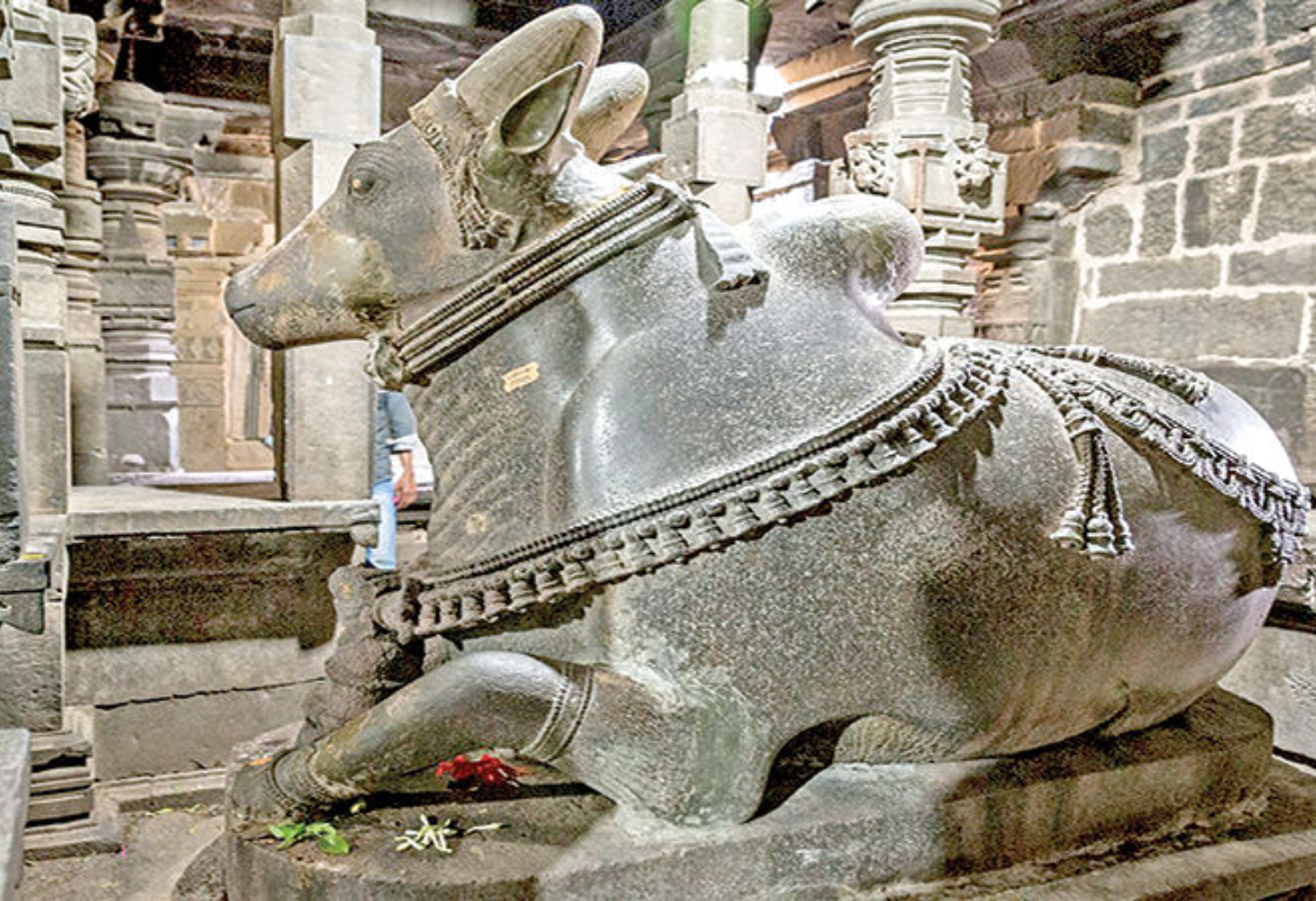 એક માત્ર મંદિર જ્યાં નંદી શિવજી થી રૂઠી ને બેઠા