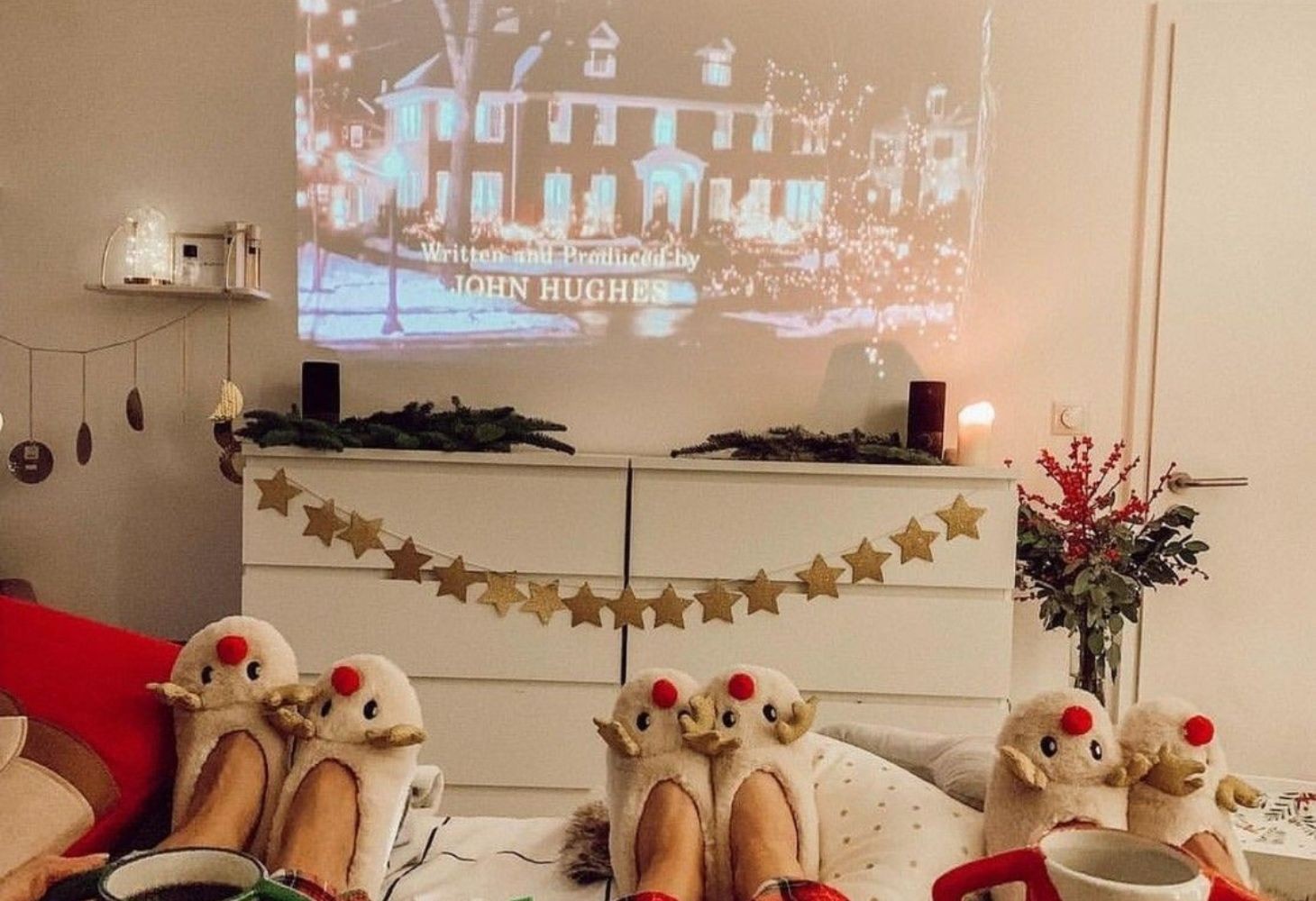 10 Cozy Christmas Movies for the Family Night