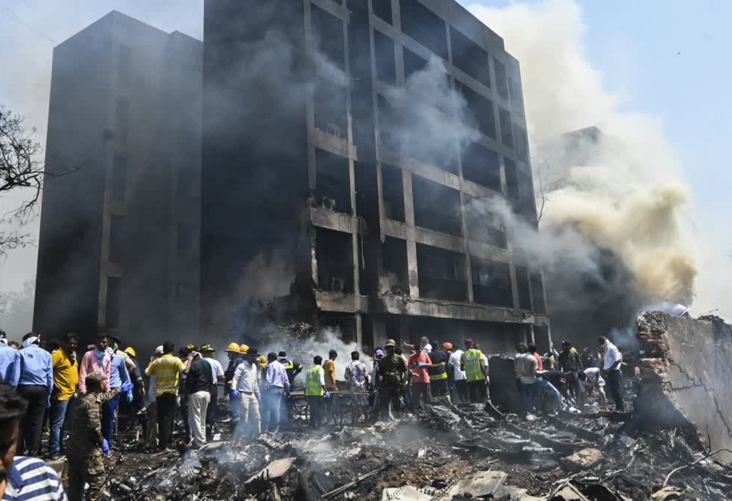 Ahmedabad Plane Crash : મેડિકલના વિદ્યાર્થીઓની શૈક્ષણિક ફી માફ, મૃતકોની ફી પણ પરત કરાશે...