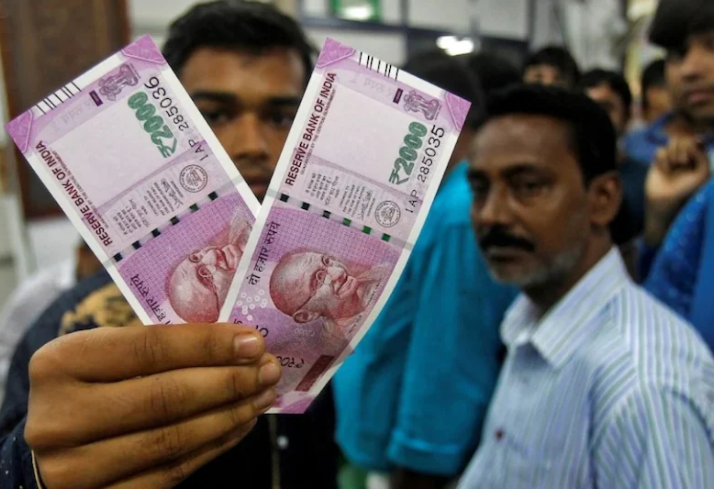 RBIનો સૌથી મોટો પ્રશ્ન 5,669 કરોડની નોટ ગઈ ક્યાં?
