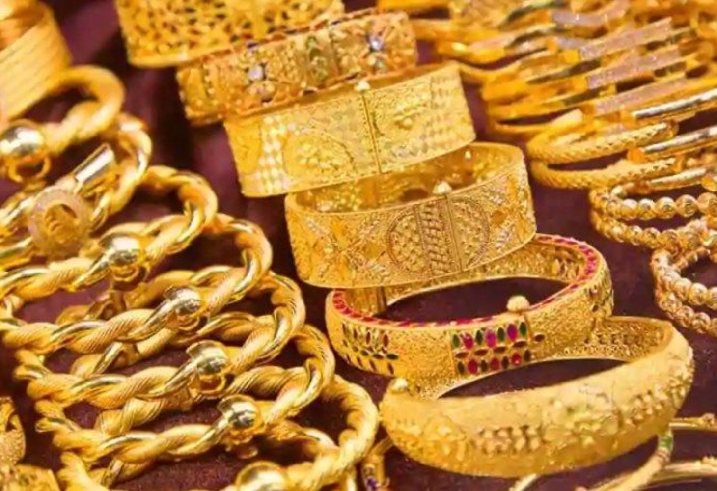 લાભ પાંચમ: અમદાવાદની બજારો ફરી ધમધમતી થઈ