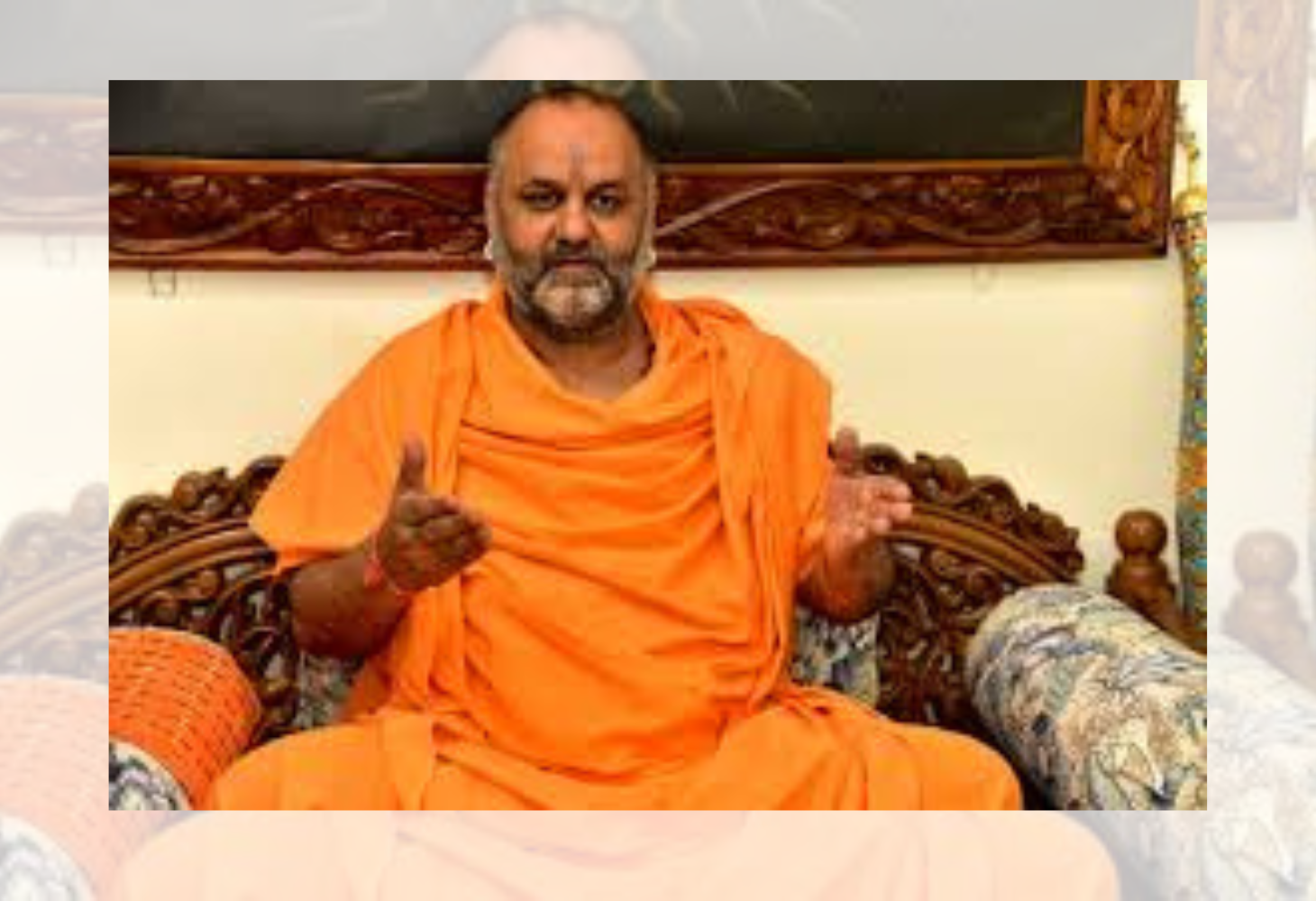 જૂનાગઢના જૂના અખાડાના મહંત મહેશગીરી સહિત 4 સાધુઓને પદભ્રષ્ટ કરાયા