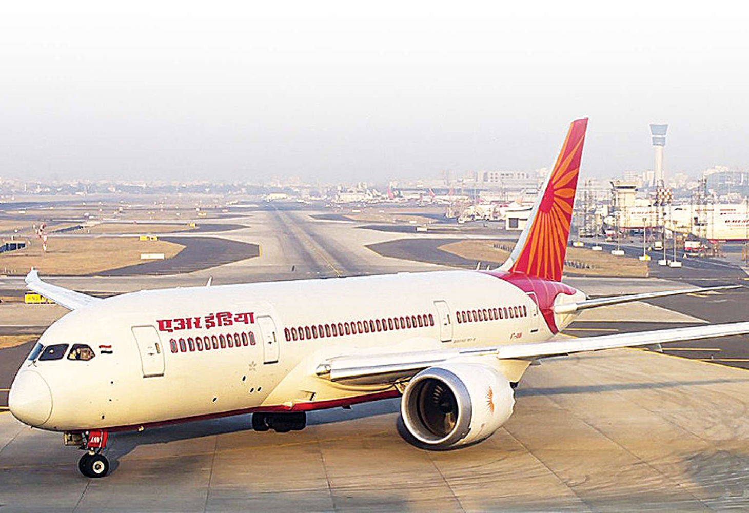 Air India : રાજકોટ-મુંબઈ ફ્લાઇટ બંધ, હિરાસર એરપોર્ટનો 'વિકાસ' કે પતનનો પ્રારંભ?