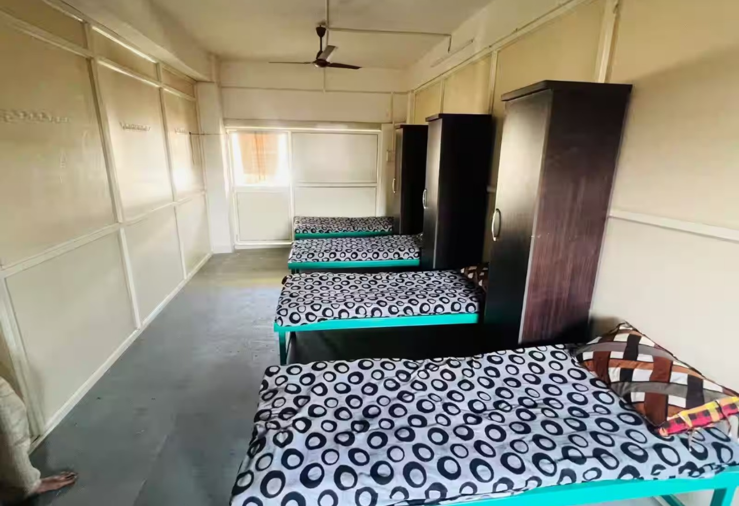 અમદાવાદ : PGમાં કડક નિયમો, NOC ફરજિયાત