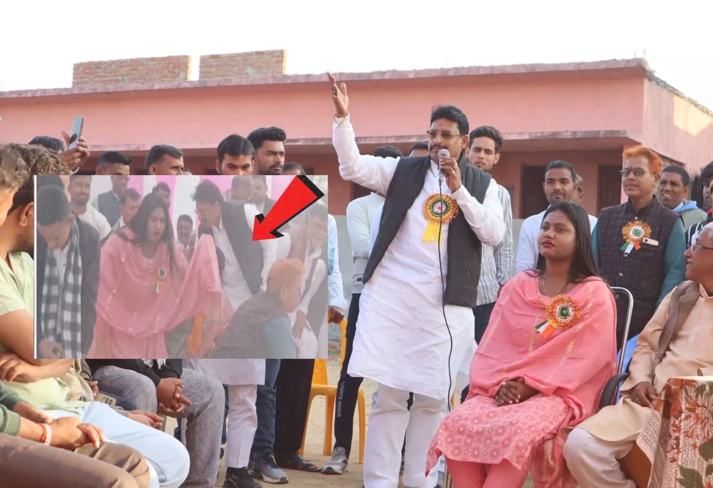 Bihar : વધુ એક નેતા થયા ઈજાગ્રસ્ત, સતેજ તૂટવાના કારણે જમીન પર પટકાયા...